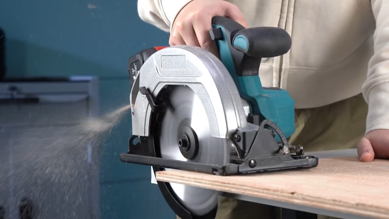 SIERRA ELECTRICA RECARGABLE JBN-CRS-125 48V